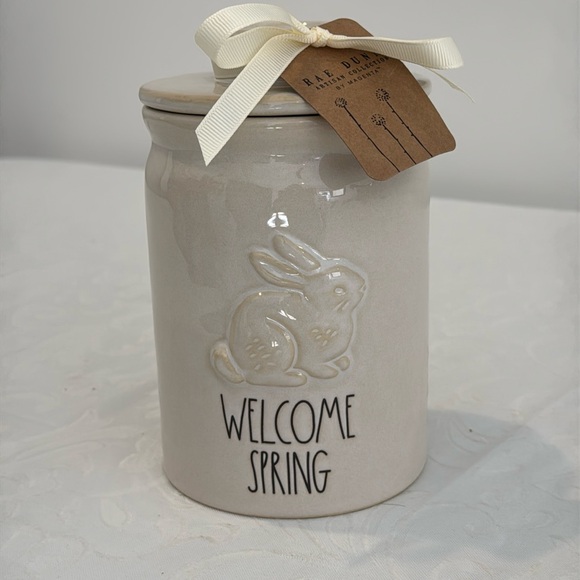 Rae Dunn Spring Small Canister. - Picture 1 of 9